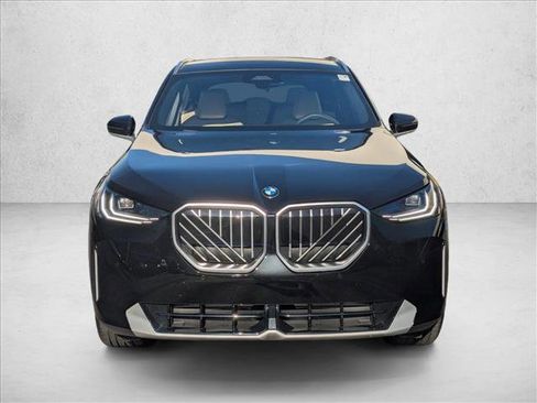 Certified 2025 BMW X3 xDrive30i w/ Convenience Package image 2