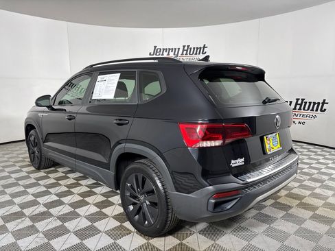 Used 2023 Volkswagen Taos S FWD image 6