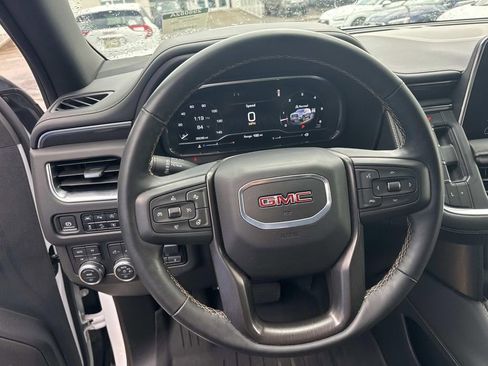 Used 2024 GMC Yukon XL AT4 w/ AT4 Premium Plus Package AWD/4WD image 23