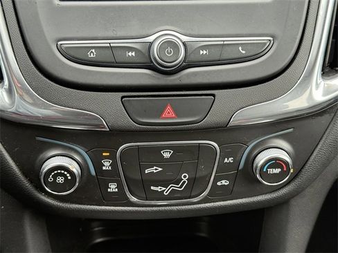 Used 2020 Chevrolet Equinox LT image 11