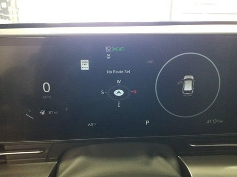 Certified 2024 Hyundai Kona Limited AWD/4WD image 10