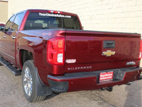 Used 2016 Chevrolet Silverado 1500 High Country w/ High Country Premium Package image 3