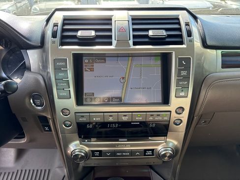 Used 2019 Lexus GX 460 Premium image 17