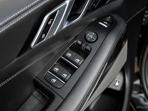 Used 2026 BMW X5 xDrive50e w/ M Sport Package image 43