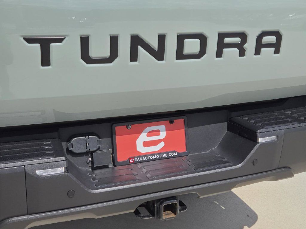 Used 2024 Toyota Tundra Limited w/ TRD Off-Road Package AWD/4WD image 93