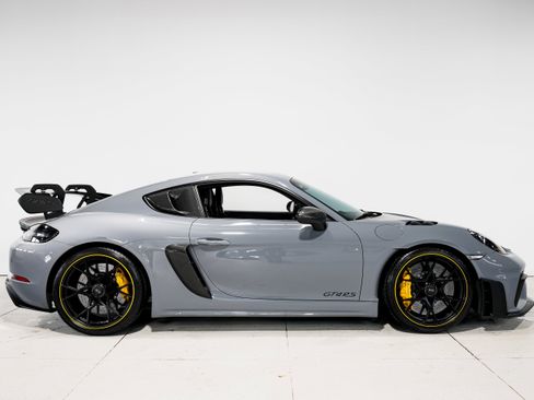 Used 2023 Porsche 718 Cayman GT4 RS RWD image 2
