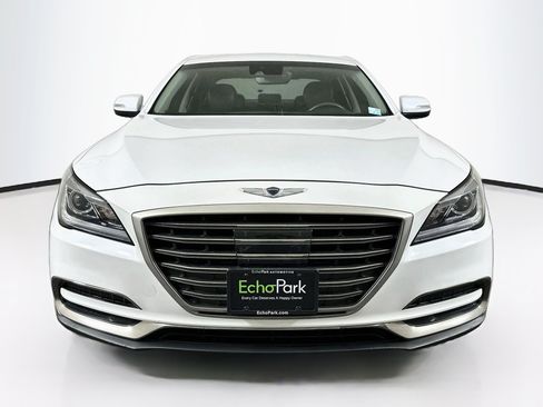 Used 2019 Genesis G80 3.8 RWD image 2