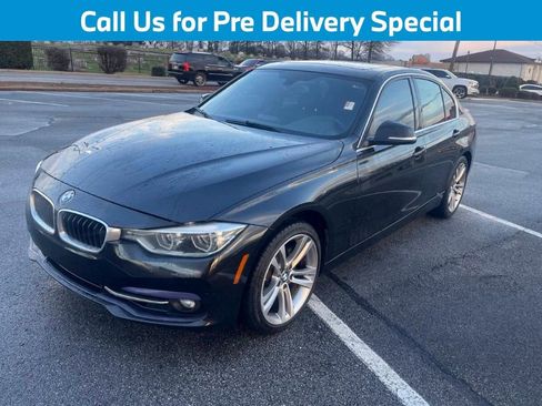 Used 2018 BMW 330i Sedan image 1