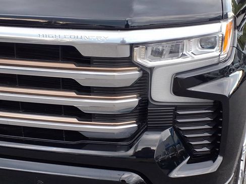 Used 2022 Chevrolet Silverado 1500 High Country AWD/4WD image 8
