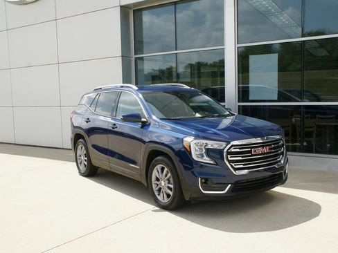 Used 2023 GMC Terrain SLT FWD image 7