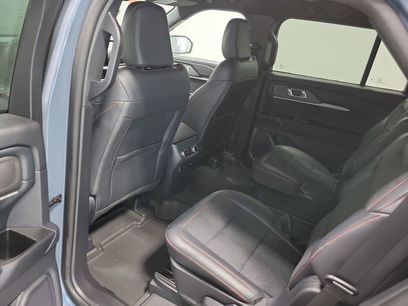 Used 2025 Ford Explorer ST
