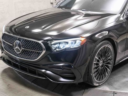 Used 2025 Mercedes-Benz E 350 Sedan image 11