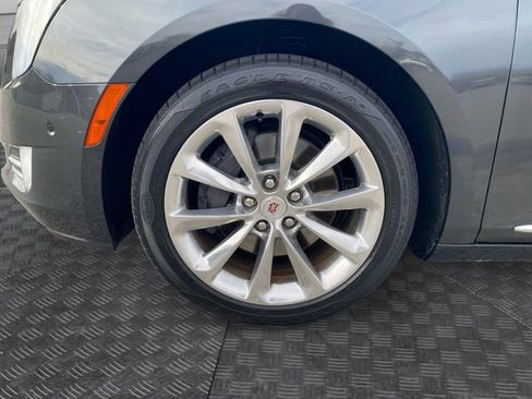 Used 2014 Cadillac XTS Premium image 32