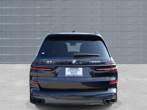Used 2025 BMW X7 M60i image 3