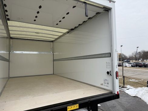 New 2024 Chevrolet Express 4500 w/ Power Convenience Package image 10