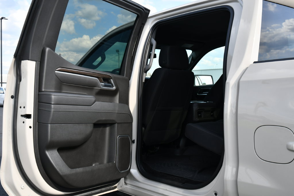 Used 2026 Chevrolet Silverado 1500 RST w/ Safety Package AWD/4WD image 21