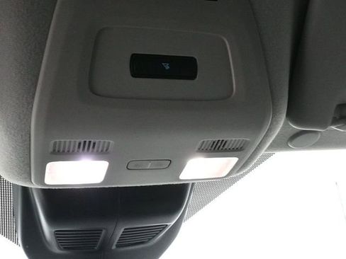 Used 2022 Ford Transit 250 Medium Roof w/ Load Area Protection Package image 12