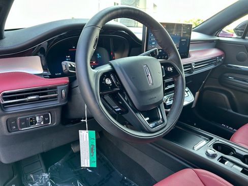 Used 2024 Lincoln Corsair Grand Touring w/ Equipment Group 301A image 15