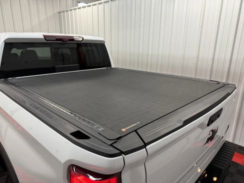 Used 2023 Chevrolet Silverado 1500 ZR2 w/ Technology Package image 17