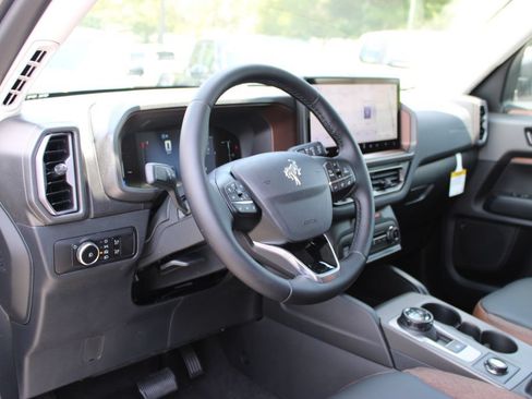 New 2026 Ford Bronco Sport Outer Banks w/ Outer Banks Tech Package+ AWD/4WD image 7