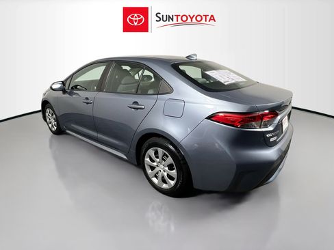 Used 2021 Toyota Corolla LE image 6