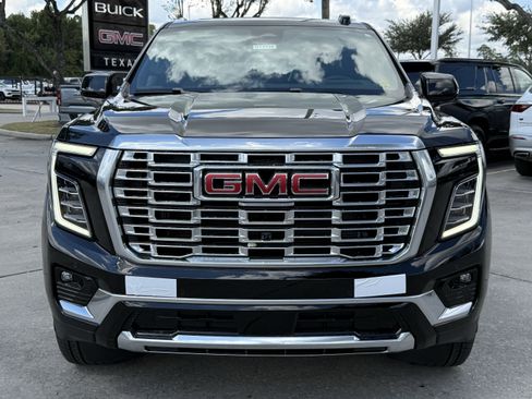 New 2026 GMC Yukon XL Denali w/ Sun & Power Step Package image 7