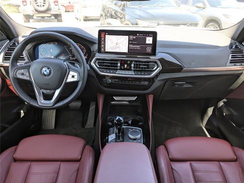 Used 2025 BMW X4 xDrive30i image 16