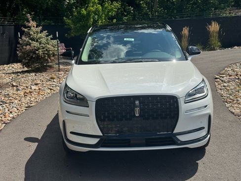 New 2025 Lincoln Corsair Grand Touring w/ Equipment Group 301A image 8