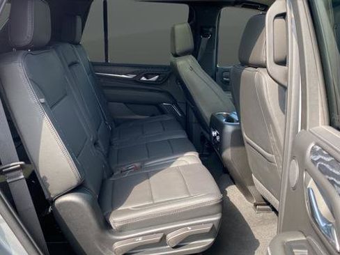 Used 2023 GMC Yukon Denali AWD/4WD image 26