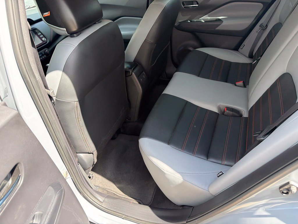 Used 2024 Nissan Kicks SR w/ SR Premium Package FWD image 32