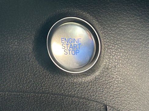 Used 2023 Hyundai Santa Fe SEL image 43