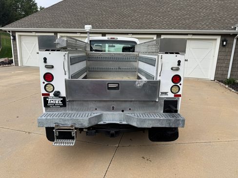 Used 2016 Ford F250 XL w/ Power Equipment Group image 5