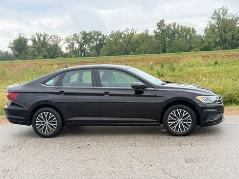 Used 2020 Volkswagen Jetta SE FWD image 36