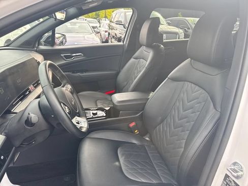 Used 2025 Kia Sportage X-Line AWD/4WD image 13