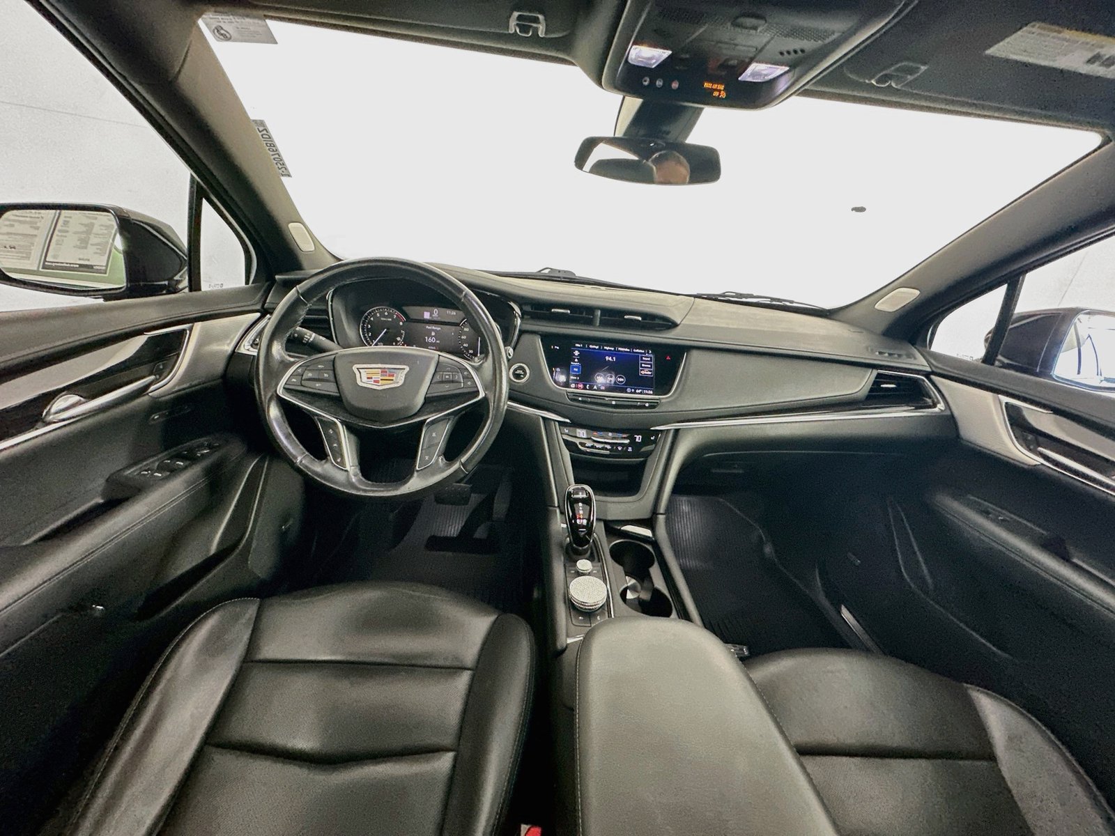 Used 2021 Cadillac XT5 Premium Luxury w/ LPO, Floor Liner Package FWD image 23