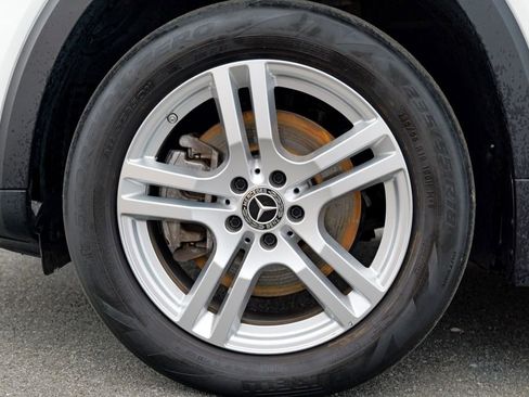 Used 2021 Mercedes-Benz GLB 250 4MATIC image 15