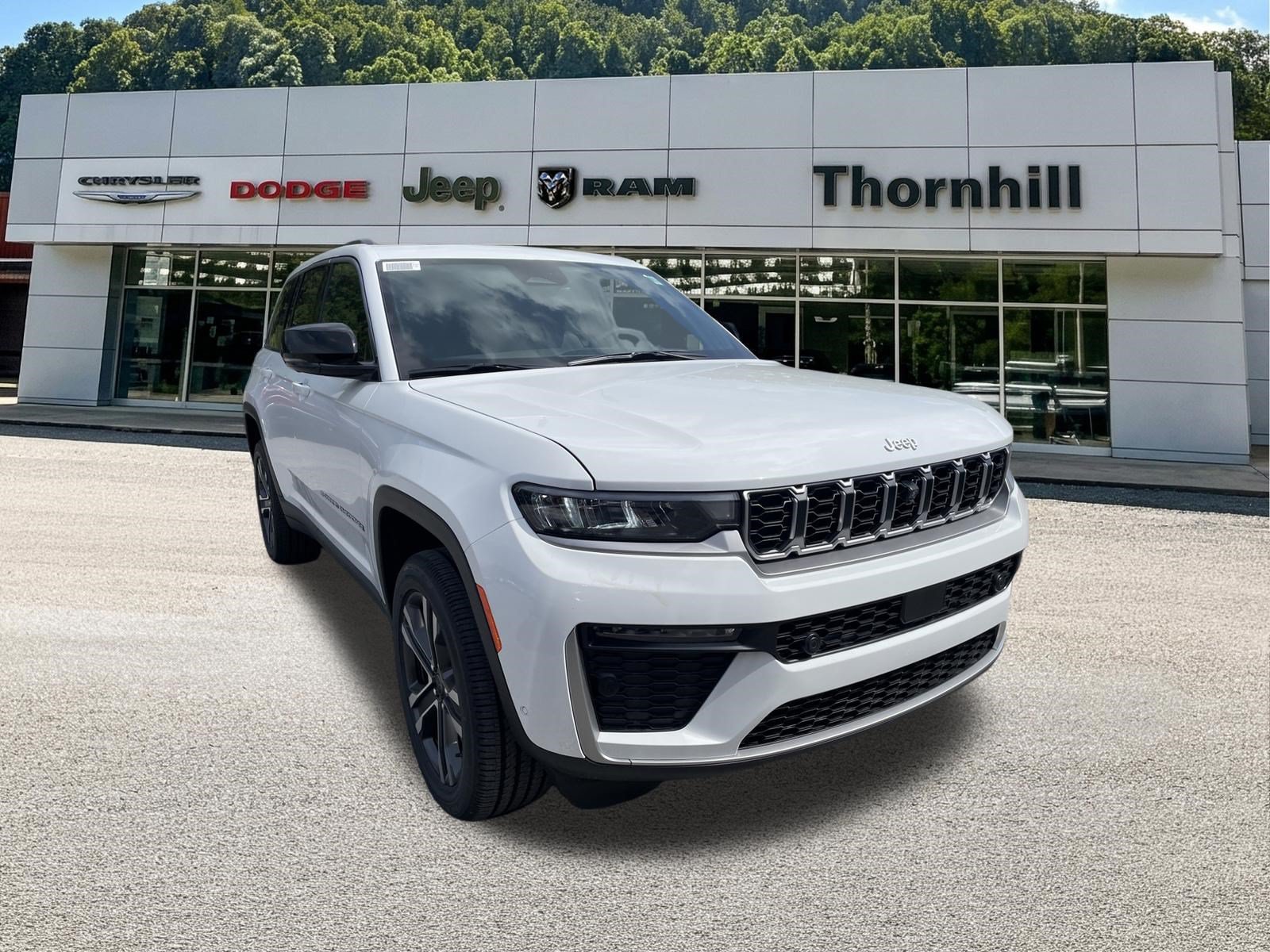 New 2027 Jeep Grand Cherokee Limited w/ Technology Group II AWD/4WD image 1