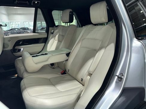 Used 2019 Land Rover Range Rover HSE AWD/4WD image 6
