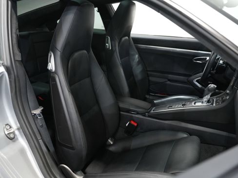 Used 2019 Porsche 911 Carrera 4S image 31