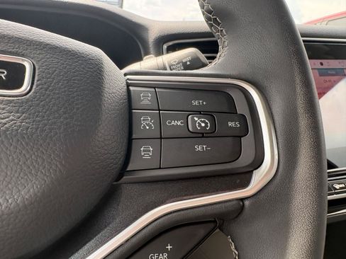 Used 2024 Jeep Wagoneer 4WD w/ Premium Group I image 44
