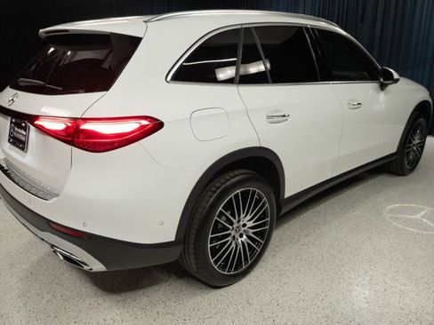 New 2026 Mercedes-Benz GLC 300 image 5