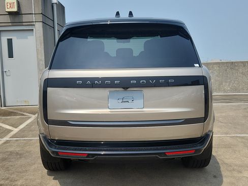 New 2025 Land Rover Range Rover SE image 7