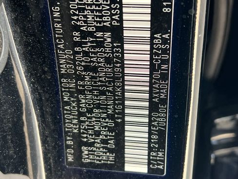 Used 2020 Toyota Camry SE w/ Carpet Mat Package FWD image 30