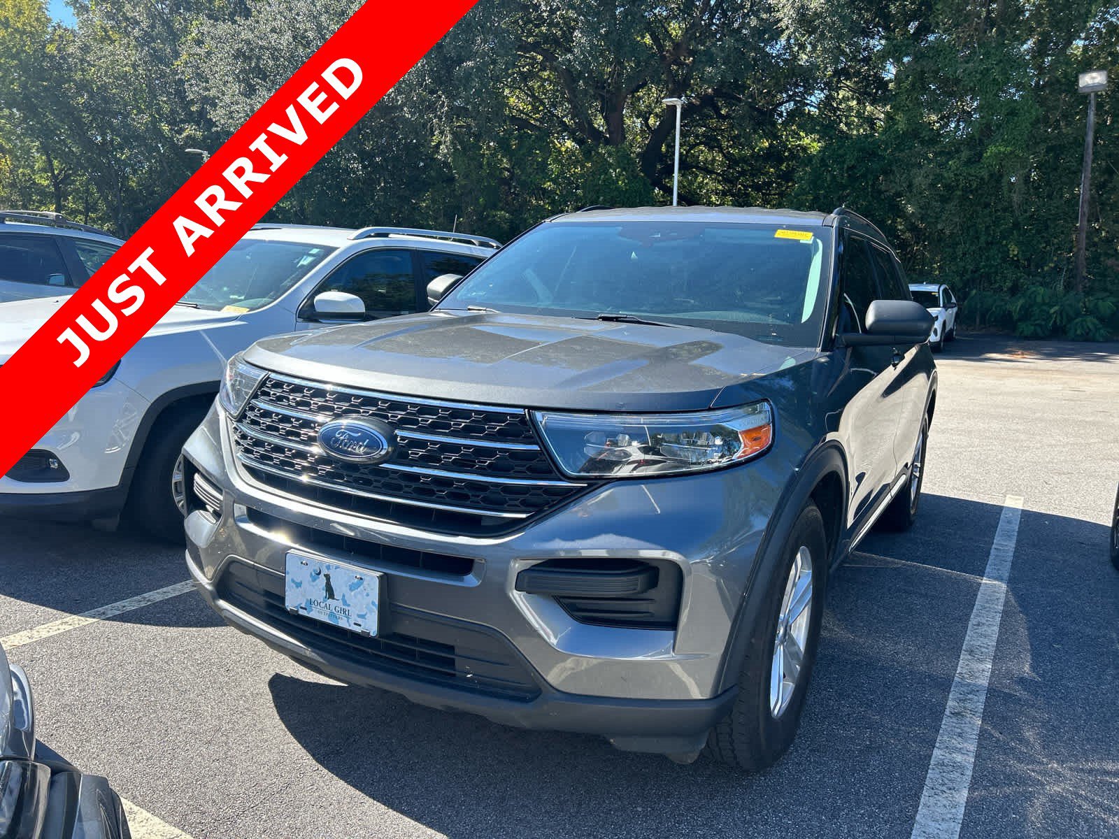 Used 2022 Ford Explorer XLT RWD image 1