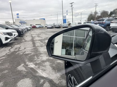 New 2026 Volkswagen Taos SEL AWD/4WD image 23