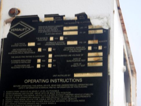 Used 2011 RAM 5500 2WD Regular Cab w/ Cold Weather Group image 5