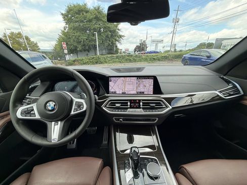 Used 2020 BMW X5 xDrive40i w/ M Sport Package AWD/4WD image 18