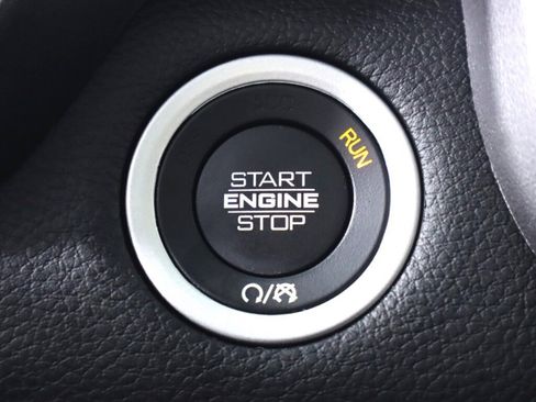 Used 2020 RAM 1500 Sport w/ Night Edition image 31