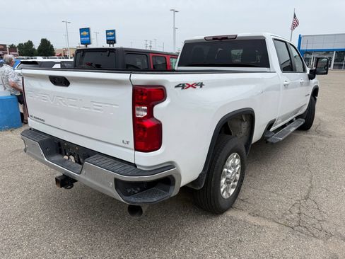 Used 2025 Chevrolet Silverado 3500 LT w/ Safety Package AWD/4WD image 2