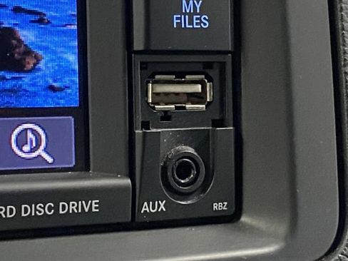 Used 2019 Dodge Grand Caravan SXT image 21